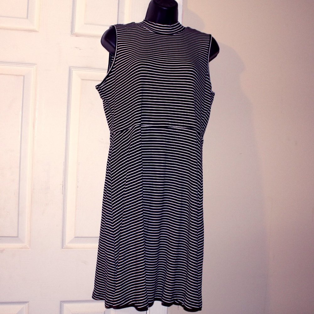 Old Navy Casual Dress size L
